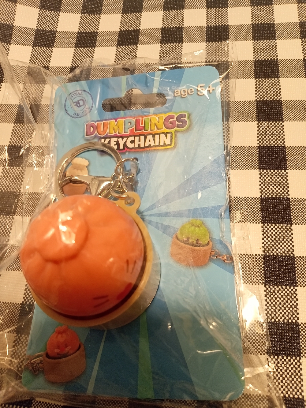 Dumpling Keychain - Picture 4 of 4